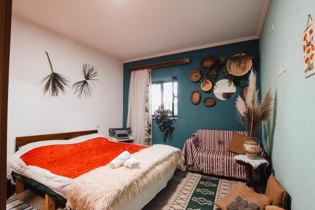 Bb Apartament Apartment Gjirokaster Bagian luar foto